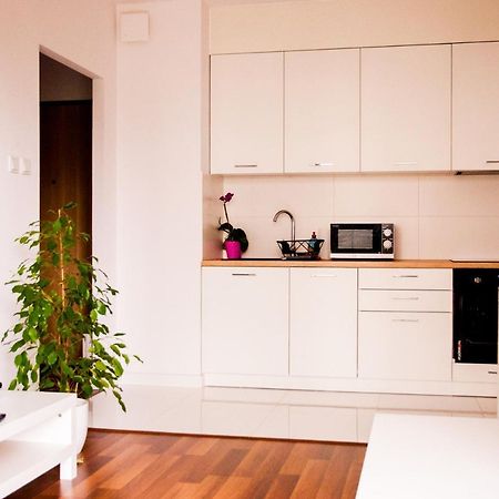 Apartament Rosso Лодзь Екстер'єр фото