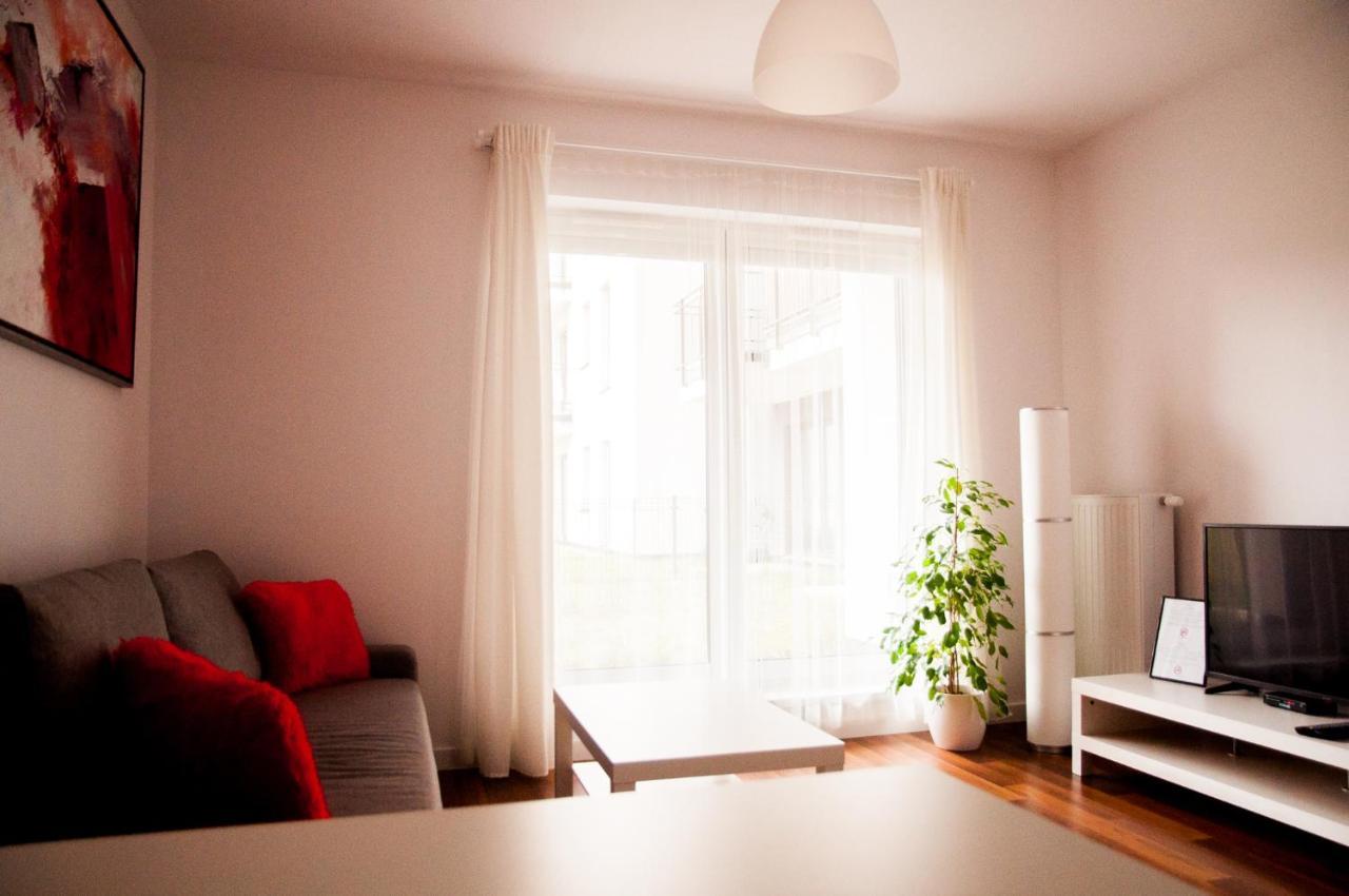 Apartament Rosso Лодзь Екстер'єр фото